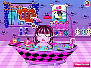 Игра Купание Дракулауры